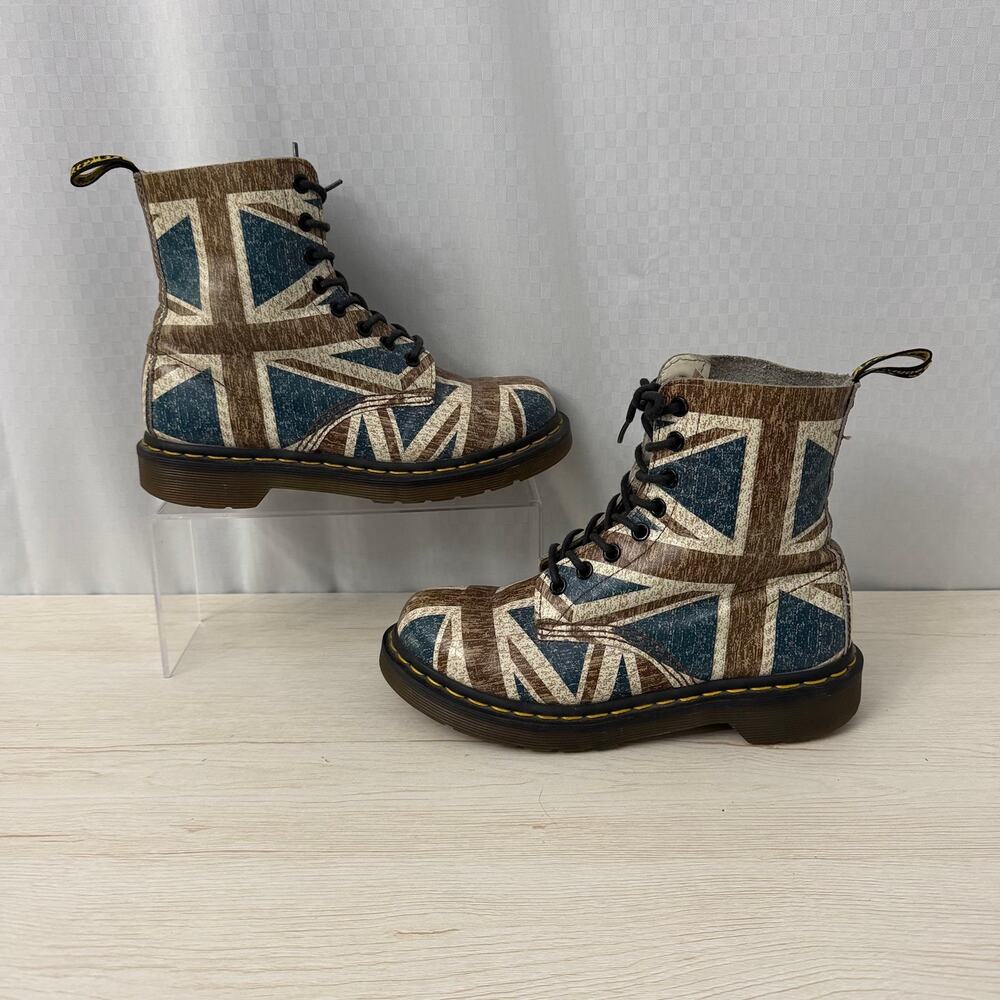 Dr. Martens Pascal Virginia Union Jack Boots Womens Size 6 US - Picture 11 of 14